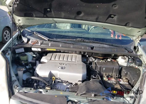 2010 Toyota Sienna Xle from USA, damaged, VIN 5TDYK4CC6AS301896